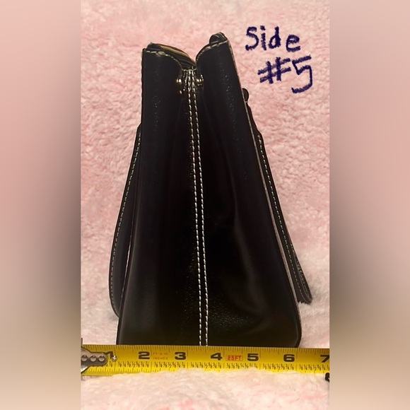 Kate Spade Large Black Tote with Dust Cover - Picture 8 of 16